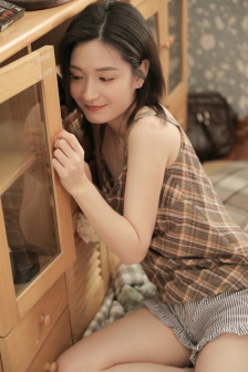 彩衣旬果